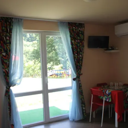Vakantiepark Daskalov Chervena Lokva